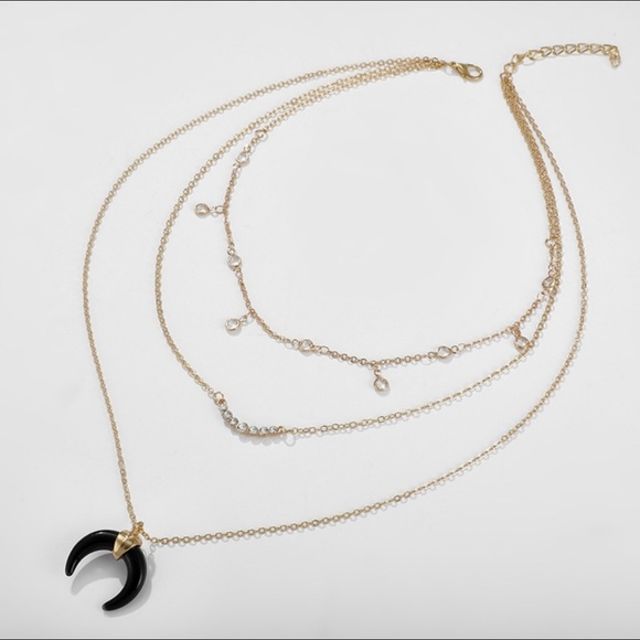 Multilayer Rhinestone Horn Necklace - Picture 3 of 7